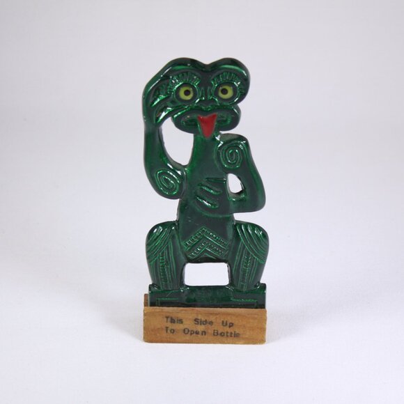 New Zealand Souvenir bottle opener Hei Tiki bar decor 19.5 cm tall - Picture 3 of 10